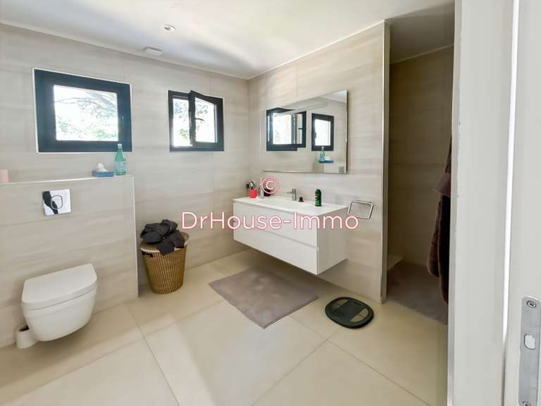 Villa Saint-Mathieu-de-Tréviers - 4 chambres - 235m²