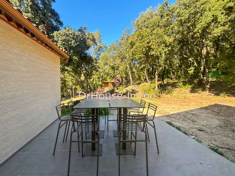 Villa Saint-Mathieu-de-Tréviers - 4 chambres - 235m²