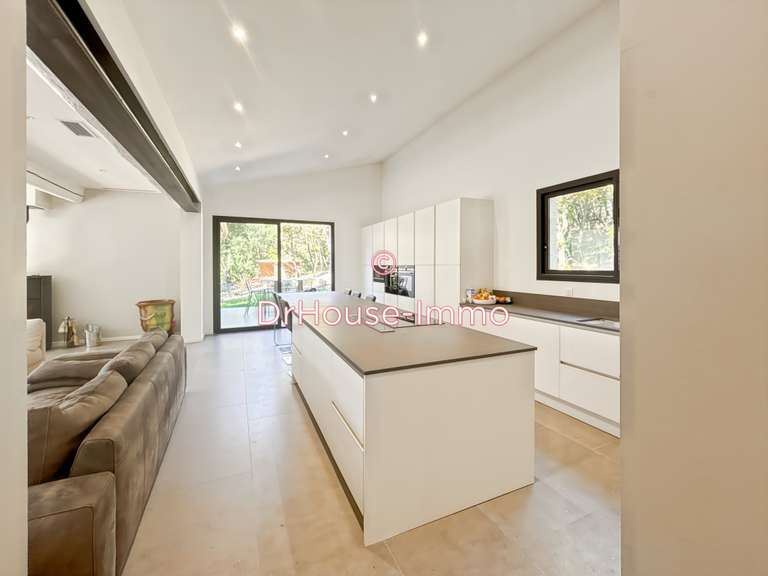 Villa Saint-Mathieu-de-Tréviers - 4 chambres - 235m²