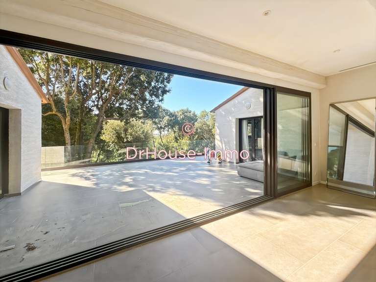 Villa Saint-Mathieu-de-Tréviers - 4 chambres - 235m²