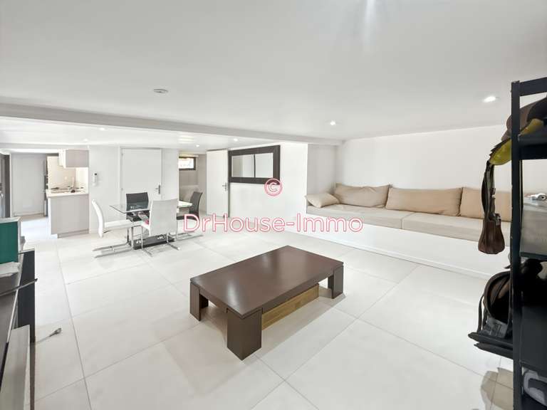 Villa Saint-Mathieu-de-Tréviers - 4 chambres - 235m²