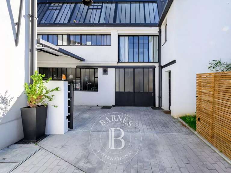 Apartment Saint-Maur-des-Fossés - 3 bedrooms - 130m²