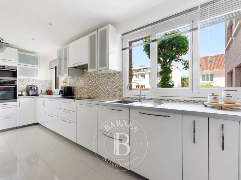Appartement Saint-Maur-des-Fossés - 4 chambres - 117m²