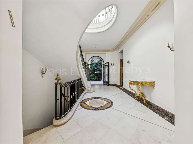 House Saint-Maur-des-Fossés - 6 bedrooms - 1000m²