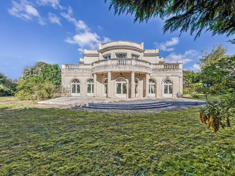 House Saint-Maur-des-Fossés - 6 bedrooms - 1000m²