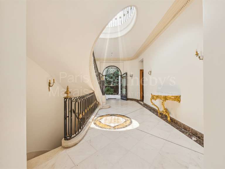 Maison Saint-Maur-des-Fossés - 6 chambres - 1000m²