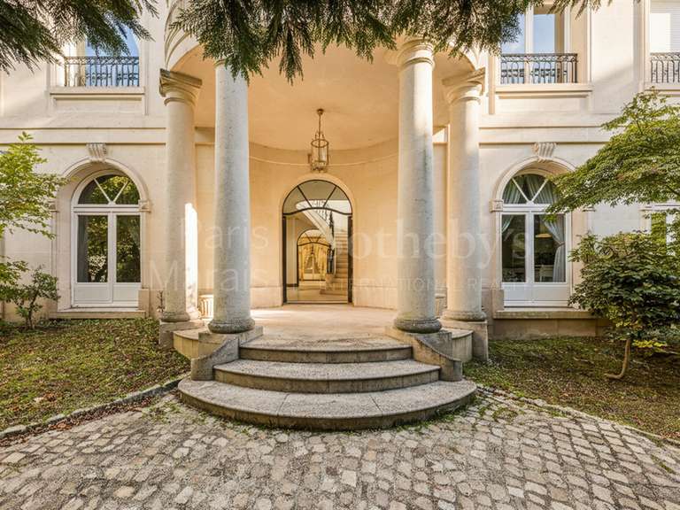 Maison Saint-Maur-des-Fossés - 6 chambres - 1000m²