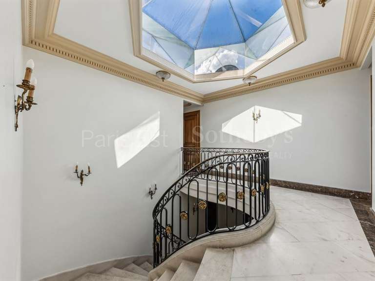 House Saint-Maur-des-Fossés - 6 bedrooms - 1000m²