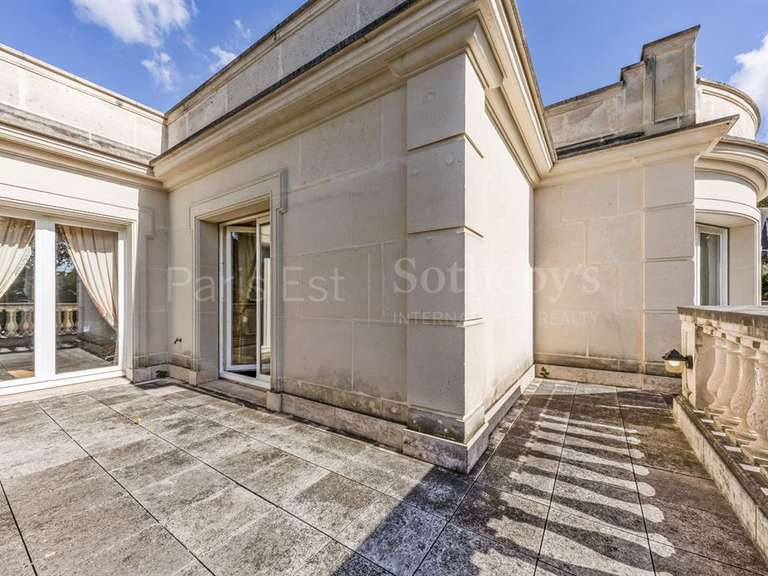 House Saint-Maur-des-Fossés - 6 bedrooms - 1000m²