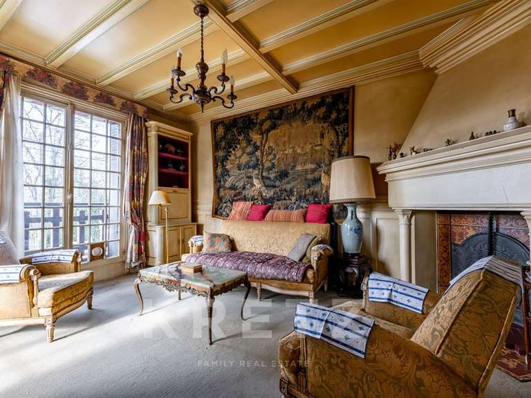 Maison Saint-Maur-des-Fossés - 6 chambres - 304m²