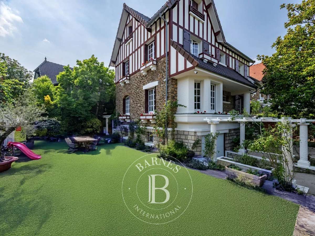 House Saint-Maur-des-Fossés