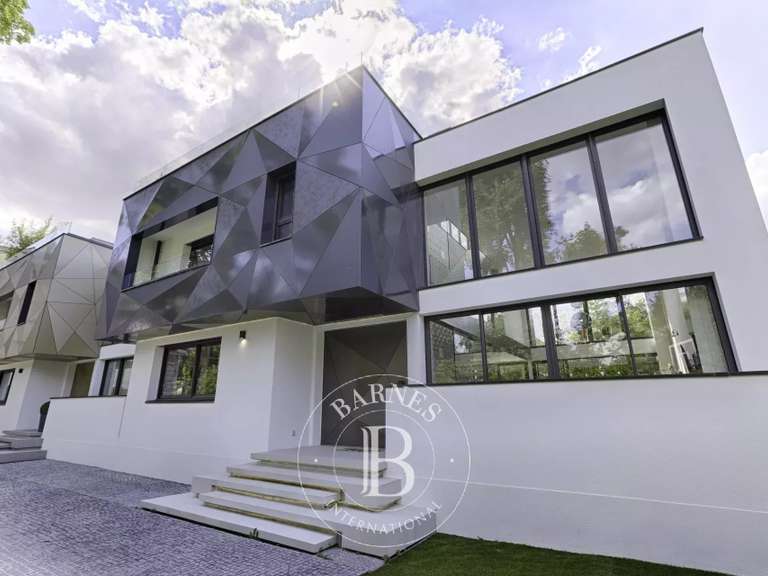 House Saint-Maur-des-Fossés - 4 bedrooms - 196m²