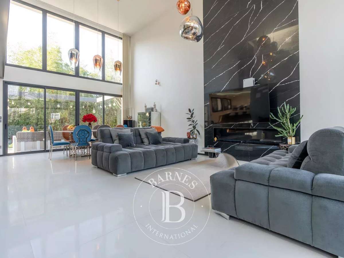 House Saint-Maur-des-Fossés