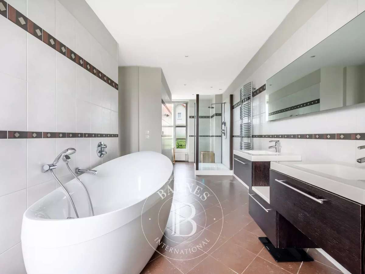 House Saint-Maur-des-Fossés