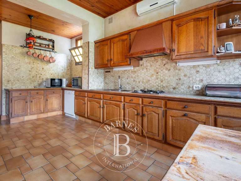 House Saint-Maur-des-Fossés - 4 bedrooms - 304m²