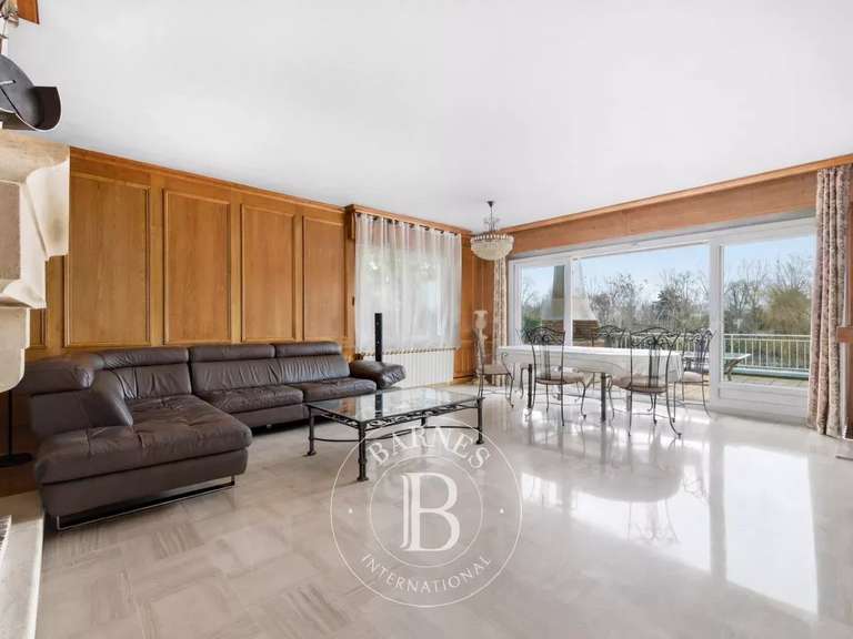 Maison Saint-Maur-des-Fossés - 5 chambres - 245m²