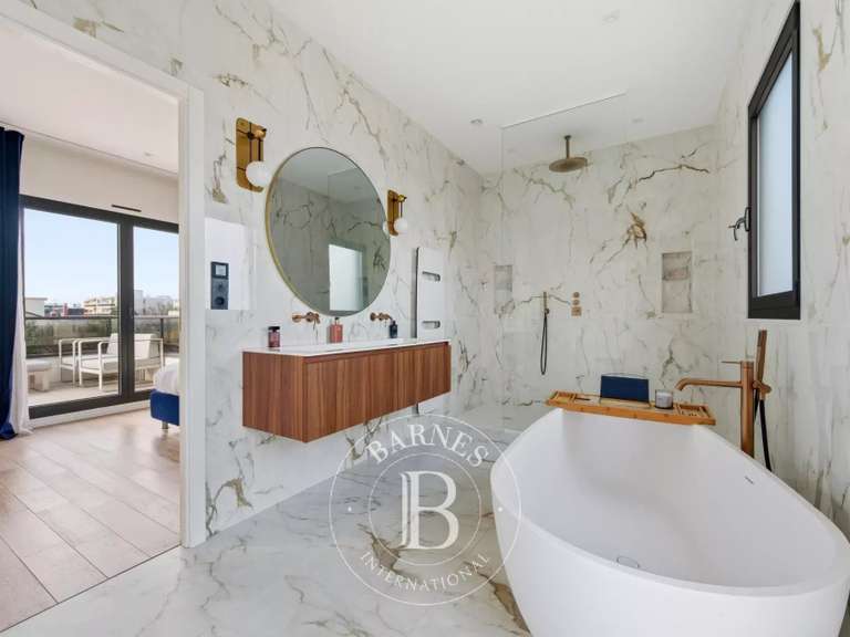 Maison Saint-Maur-des-Fossés - 6 chambres - 235m²