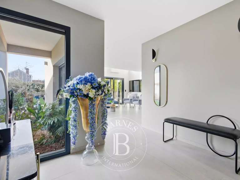 Maison Saint-Maur-des-Fossés - 6 chambres - 235m²