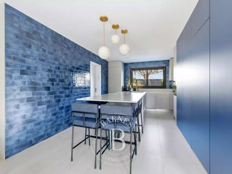 Maison Saint-Maur-des-Fossés - 6 chambres - 235m²