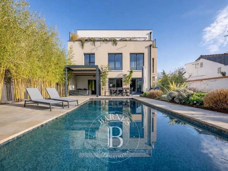 Maison Saint-Maur-des-Fossés - 6 chambres - 235m²