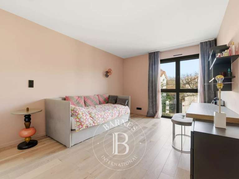 Maison Saint-Maur-des-Fossés - 6 chambres - 235m²