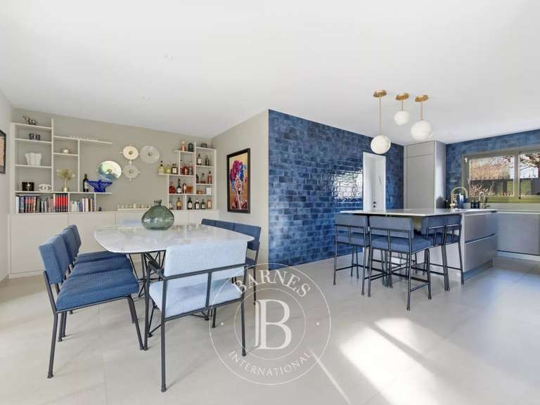 Maison Saint-Maur-des-Fossés - 6 chambres - 235m²