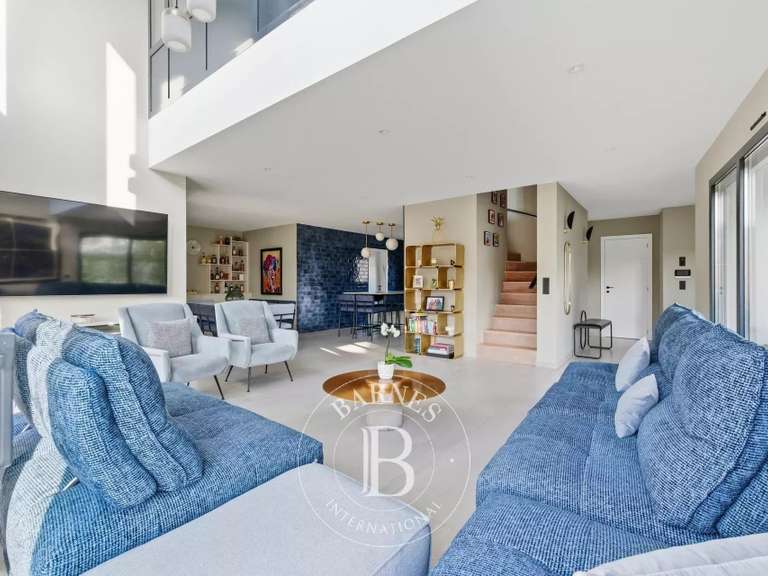 Maison Saint-Maur-des-Fossés - 6 chambres - 235m²