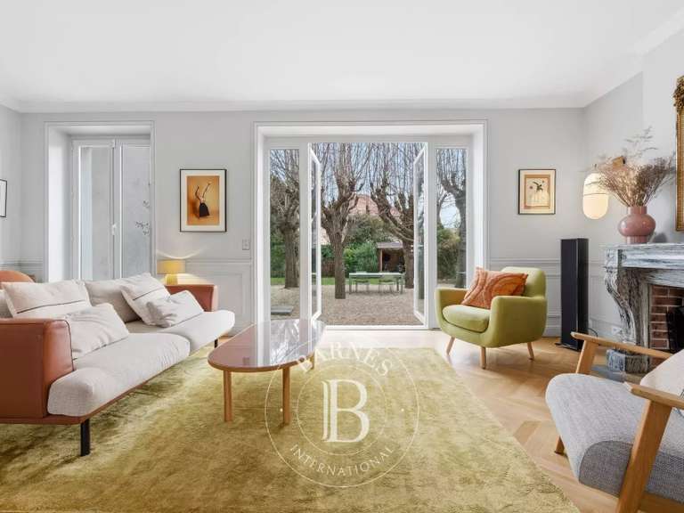 Maison Saint-Maur-des-Fossés - 4 chambres - 236m²