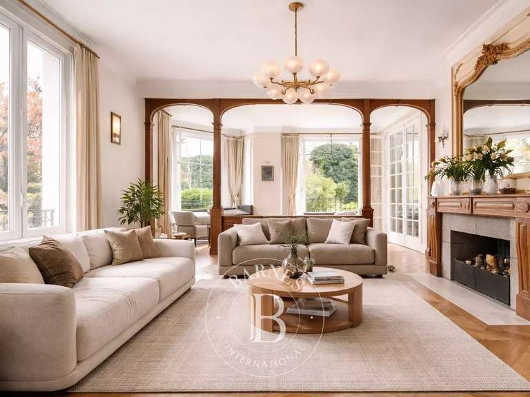 Maison Saint-Maur-des-Fossés - 5 chambres - 279m²