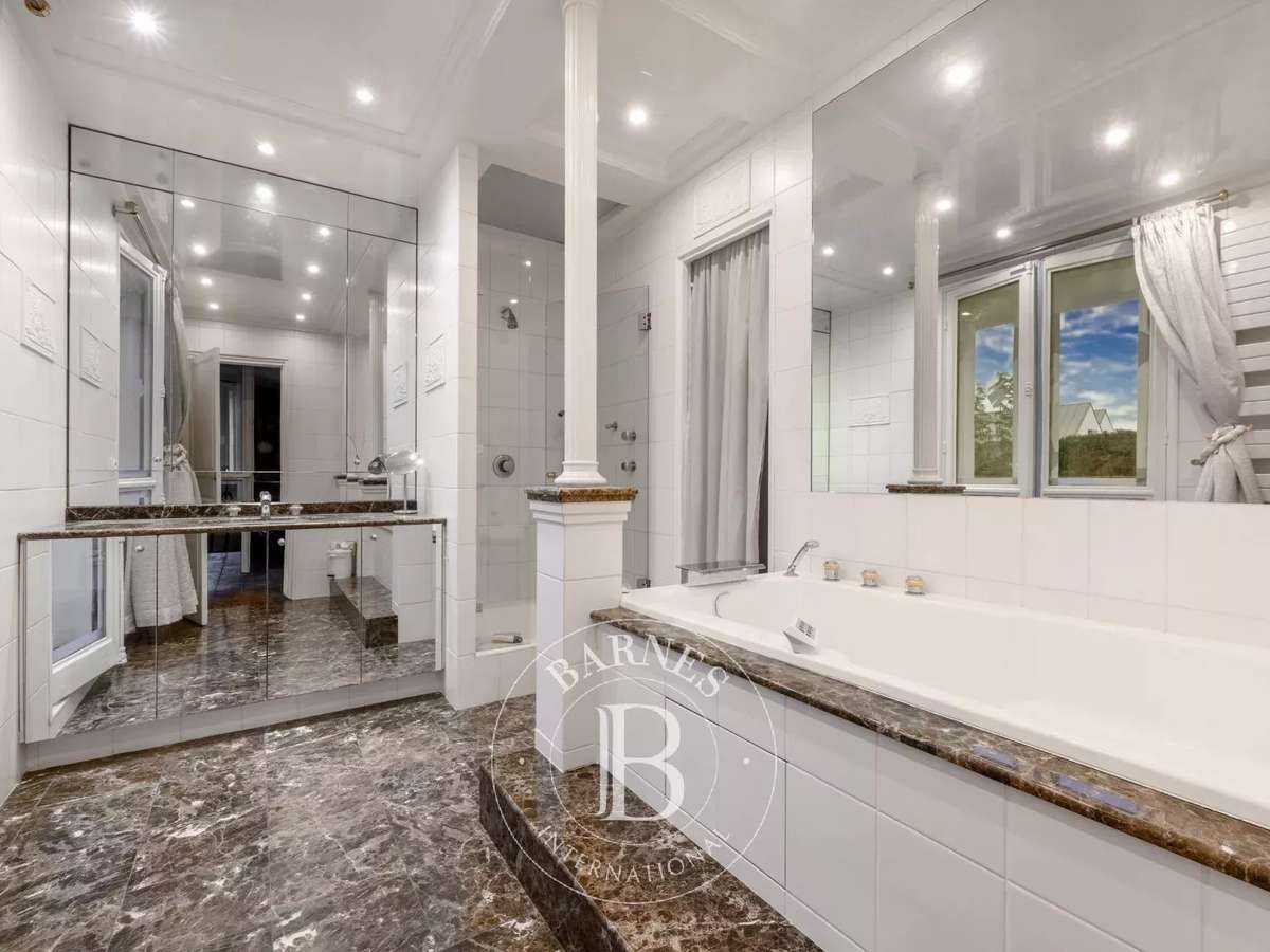 House Saint-Maur-des-Fossés