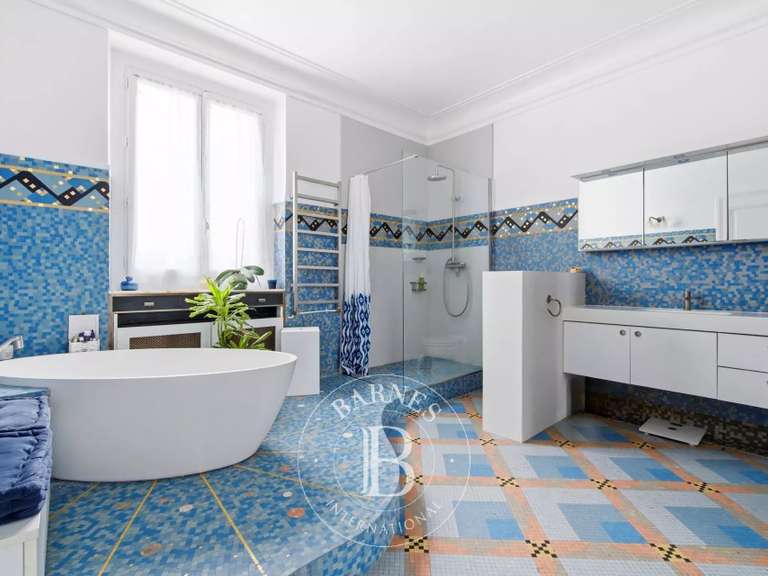 Maison Saint-Maur-des-Fossés - 6 chambres - 578m²