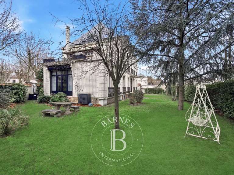 House Saint-Maur-des-Fossés - 6 bedrooms - 578m²