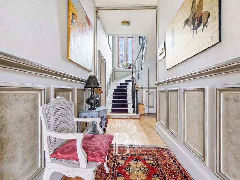 Maison Saint-Maur-des-Fossés - 6 chambres - 578m²