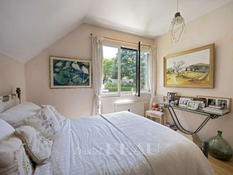 Maison Saint-Maur-des-Fossés - 7 chambres - 436m²