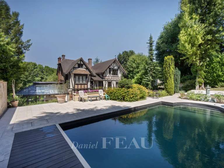 Maison Saint-Maur-des-Fossés - 7 chambres - 436m²