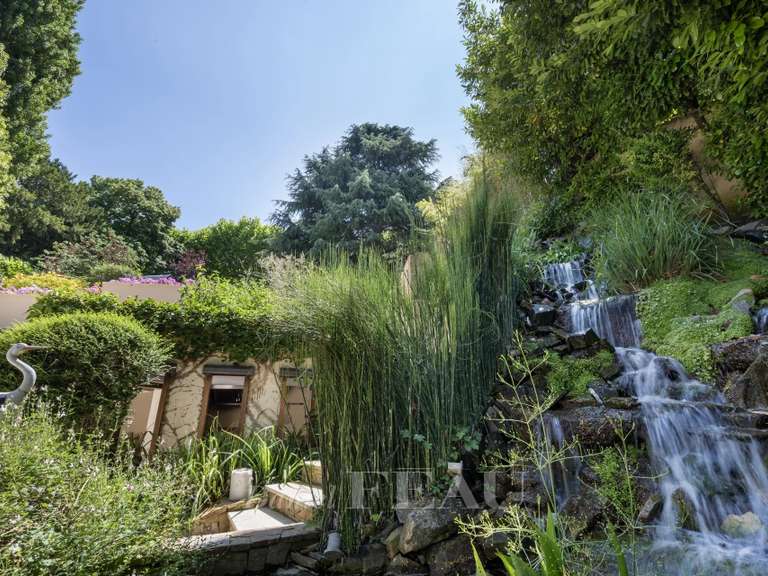 Maison Saint-Maur-des-Fossés - 7 chambres - 436m²