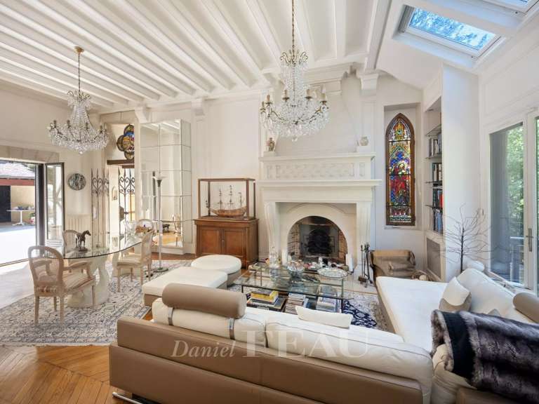 Maison Saint-Maur-des-Fossés - 7 chambres - 436m²