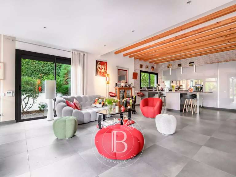 House Saint-Maur-des-Fossés - 5 bedrooms - 154m²