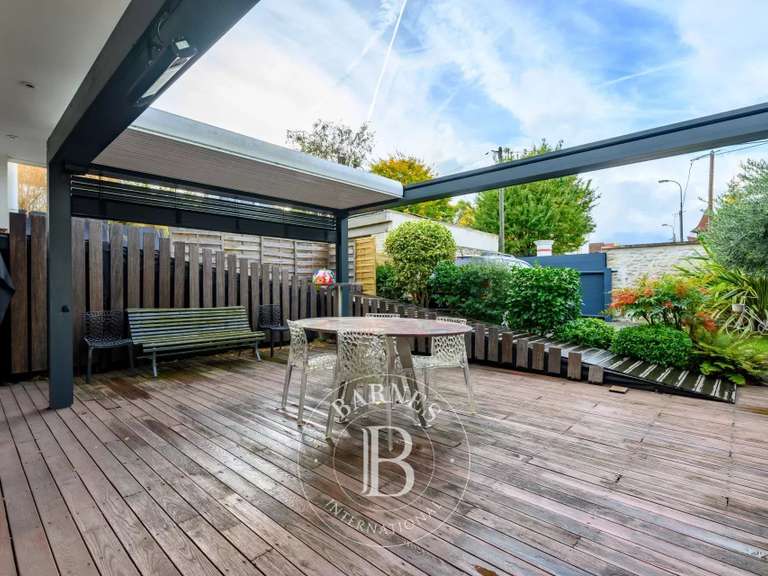 House Saint-Maur-des-Fossés - 5 bedrooms - 154m²