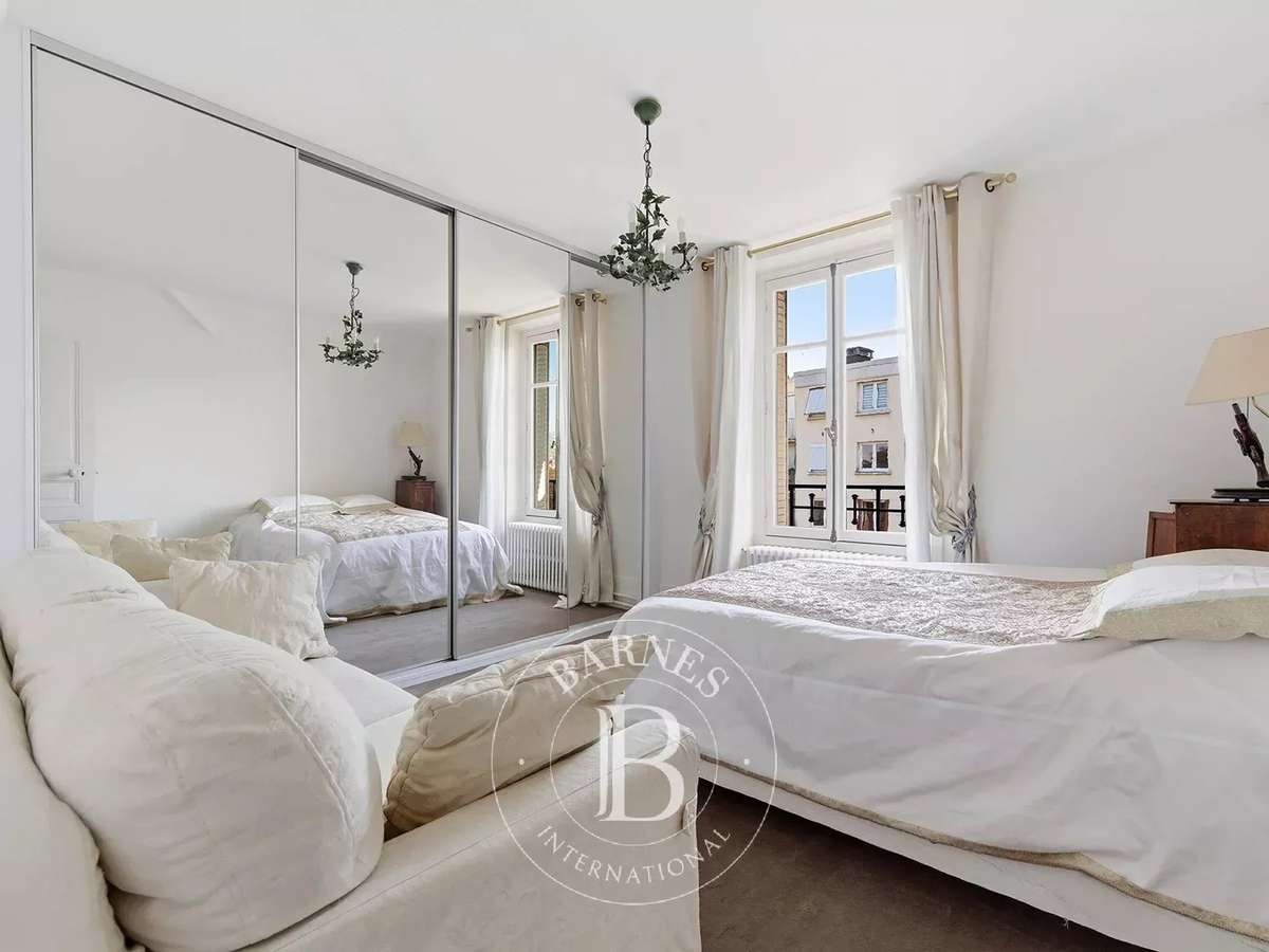 House Saint-Maur-des-Fossés