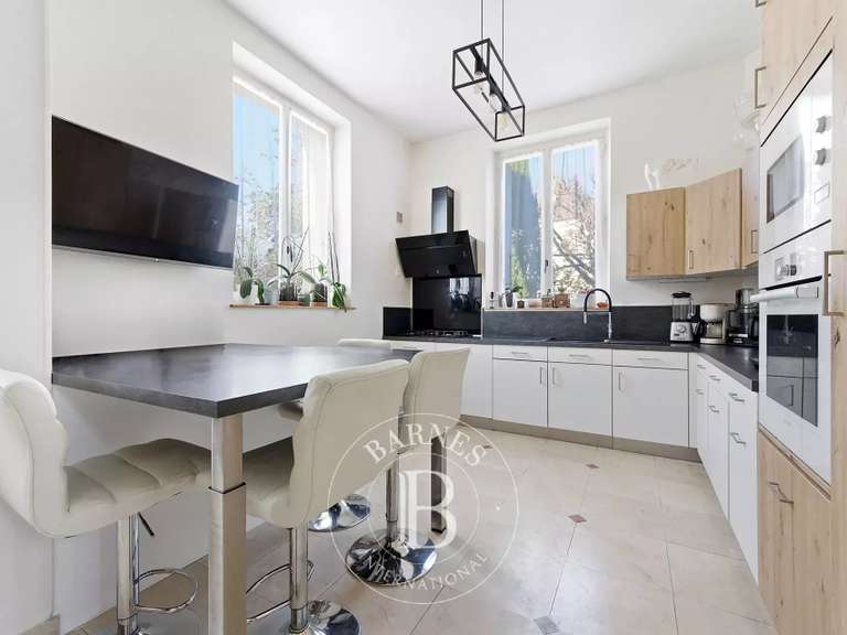 Maison Saint-Maur-des-Fossés - 7 chambres - 364m²