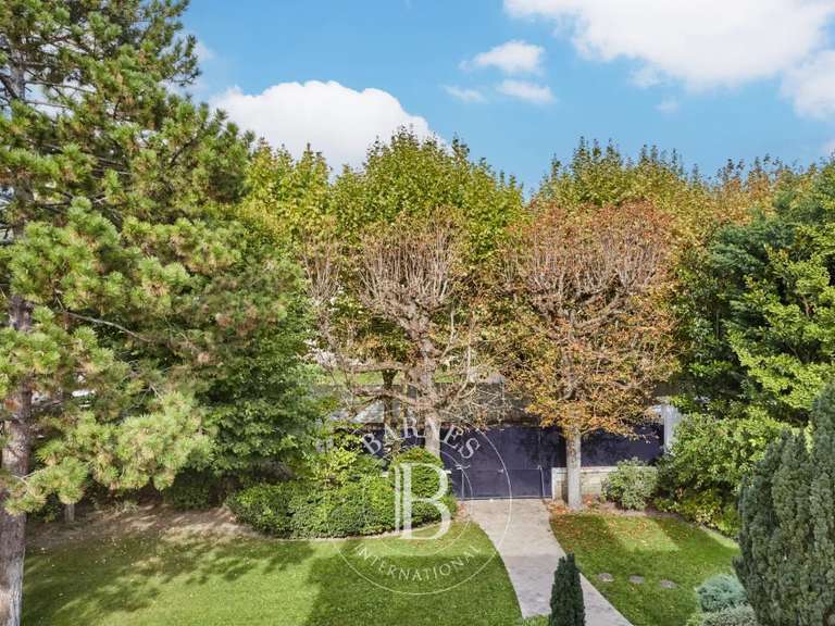 Maison Saint-Maur-des-Fossés - 5 chambres - 525m²