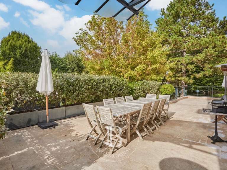 Maison Saint-Maur-des-Fossés - 5 chambres - 525m²