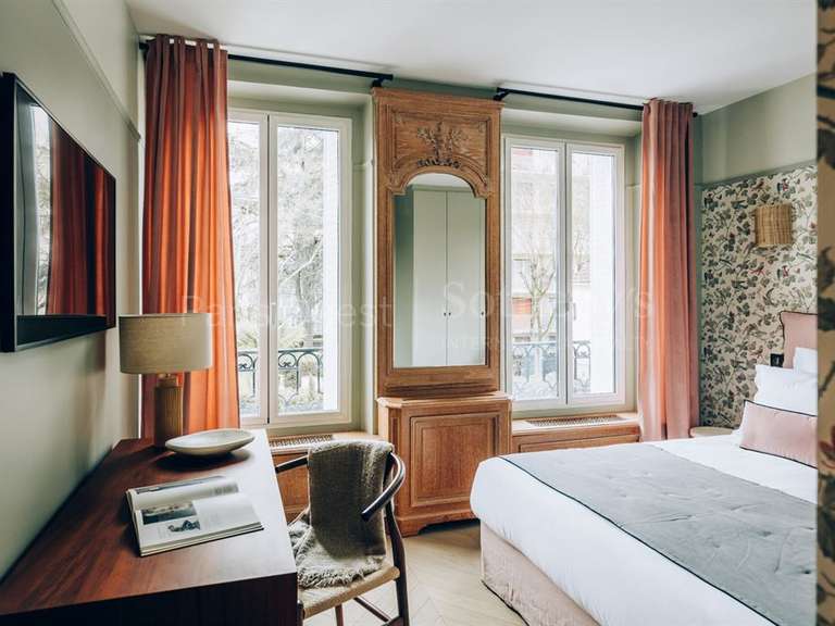 Maison Saint-Maur-des-Fossés - 10 chambres - 536m²