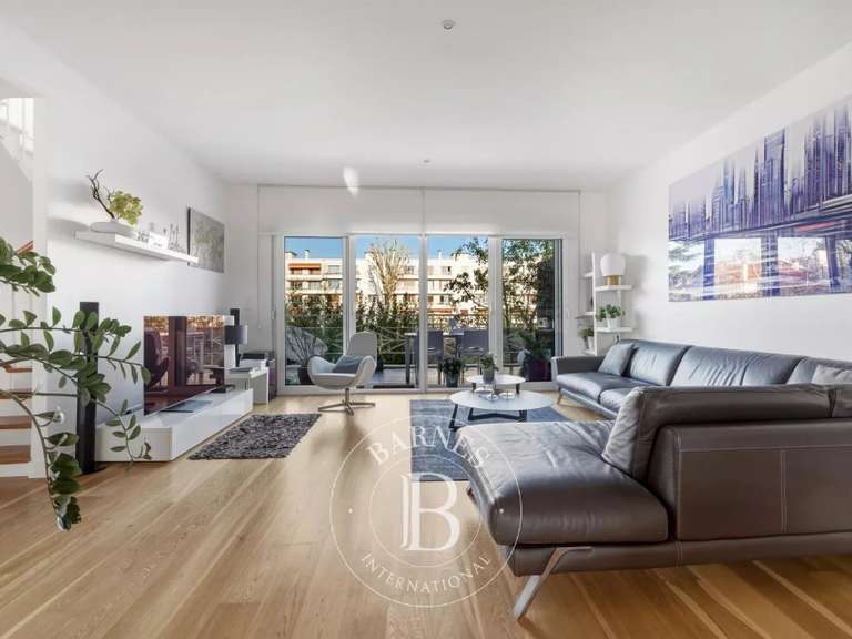 Maison Saint-Maur-des-Fossés - 5 chambres - 200m²