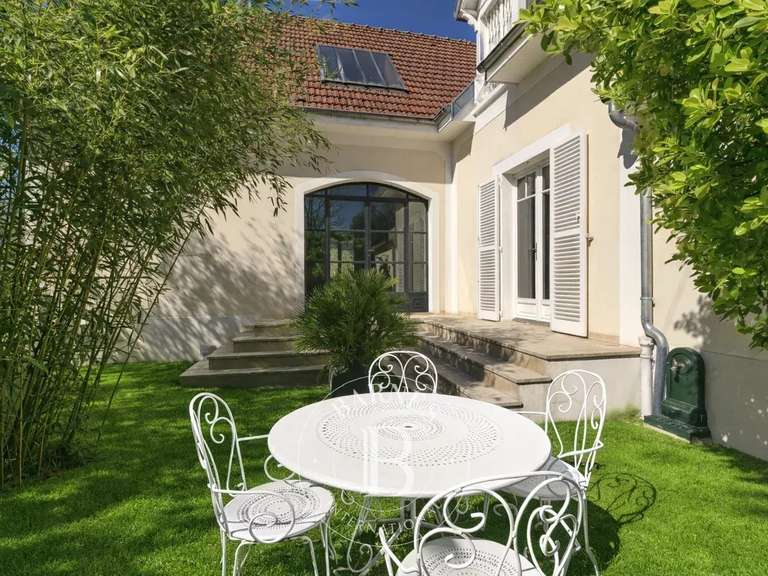 Maison Saint-Maur-des-Fossés - 4 chambres - 214m²