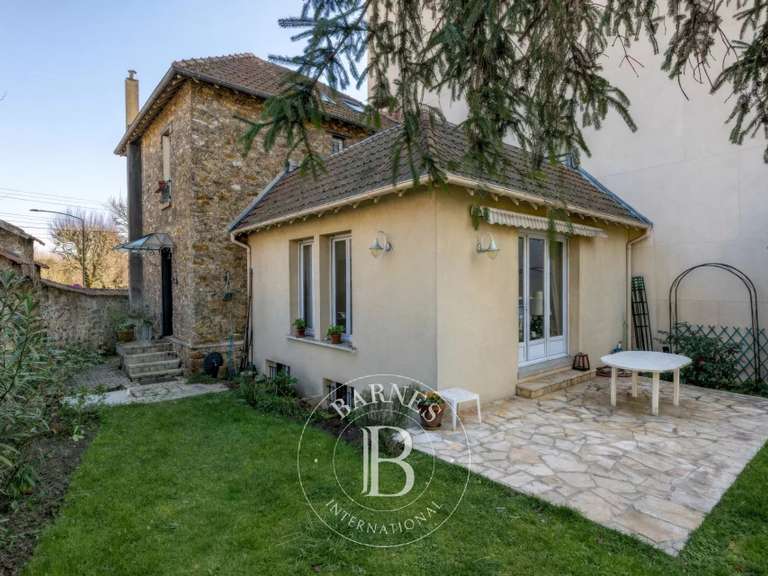 Maison Saint-Maur-des-Fossés - 4 chambres - 212m²