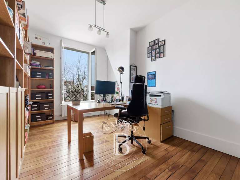 Maison Saint-Maur-des-Fossés - 6 chambres - 317m²