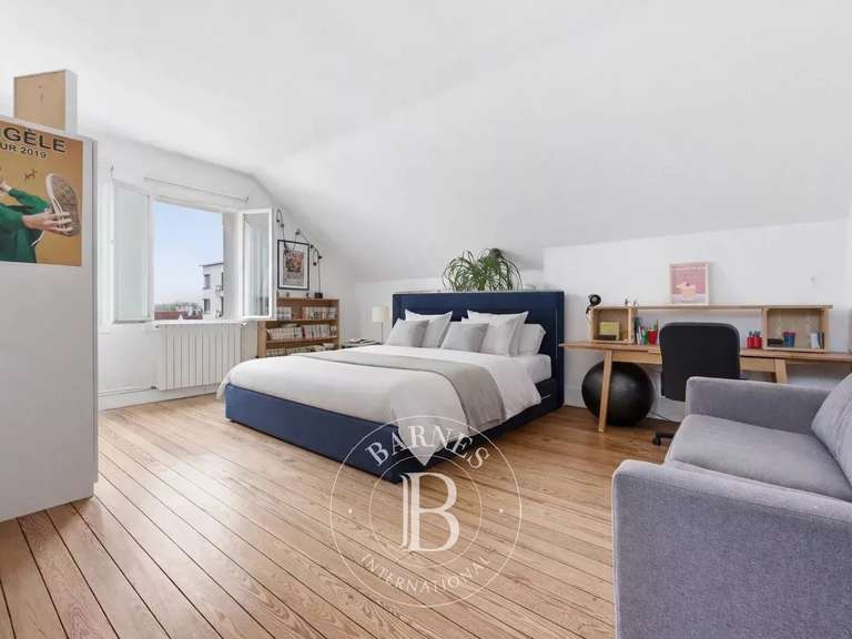 Maison Saint-Maur-des-Fossés - 6 chambres - 317m²