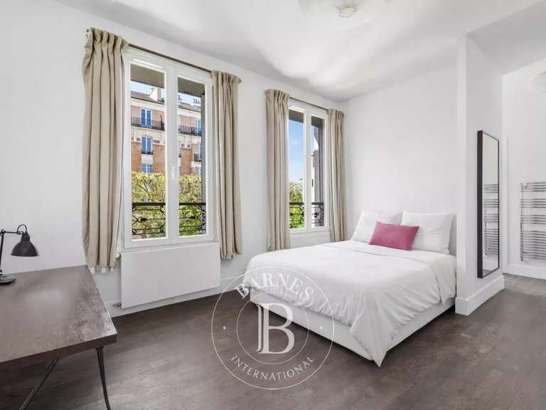 Maison Saint-Maur-des-Fossés - 4 chambres - 211m²